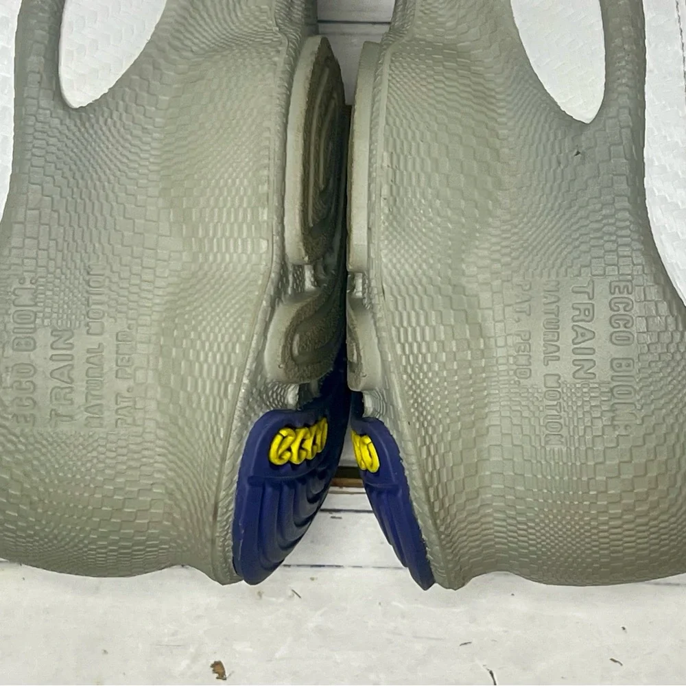 CLEAN Size 41 10-10.5 ECCO Biom Core Trainer‎ Performance Shoes White